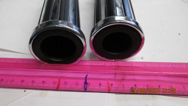 Universal Chrome Rail Style Grips for 1" Bars *5" Long* - Image 3