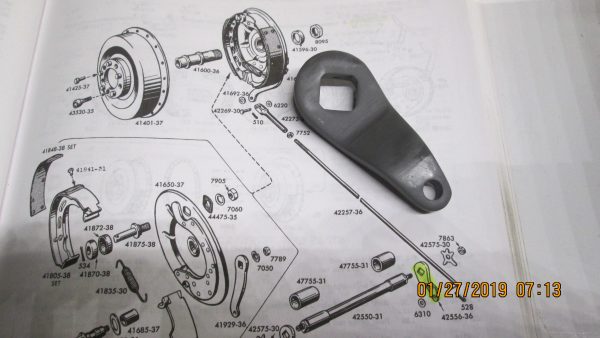 Harley,Knuckle,Pan,Mechanical Brake Shaft Lever *Parkerized*  P/N 42556-30