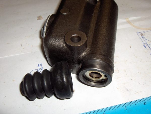Harley Davidson Servi-car Rear Master Cylinder 1951-73 - Image 3