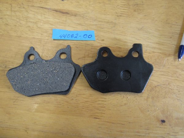 Harley Twin Cam Kevlar Front or Rear Brake Pads Set 2000-07. P/N 44082-00