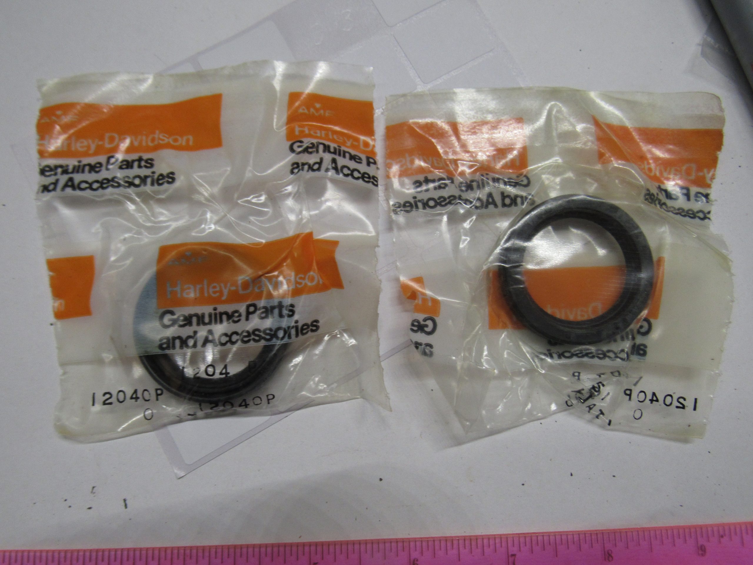 Harley Aermacchi Oil Seal.Front Fork Slider *NOS* P/N 12040P - Image 3