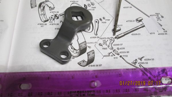 Harley,Knuckle,Pan,Mechanical Brake Shaft Lever *Parkerized*  P/N 42560-37