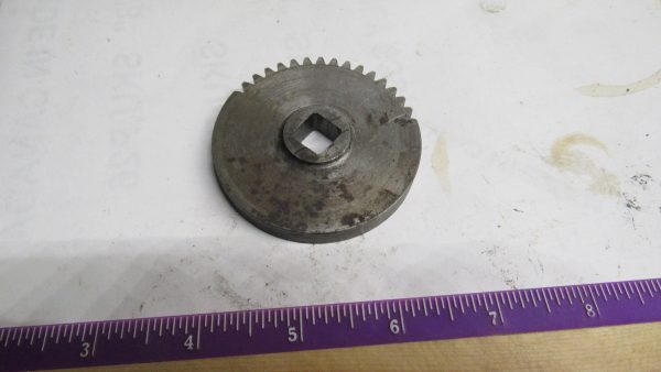 *USED*Harley 45 Flathead WLA,WLC, Shifter Gear**1941-46 P/N 33961-41 - Image 2