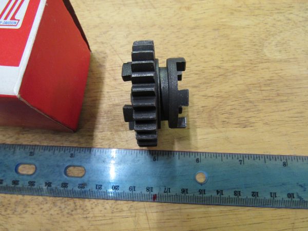 Harley Aermacchi 90-Z Second Gear Countershaft *NOS* P/N 35767-68P - Image 2