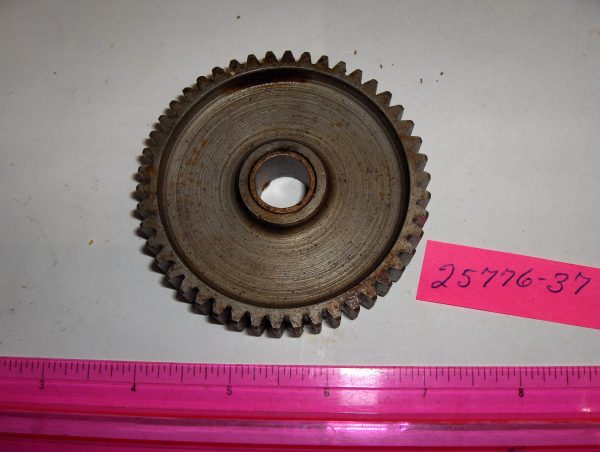 Harley 45 Flathead Solo and Servi-car Engine Idler Gear **NOS** 1937-73. P/N 25776-37 - Image 2