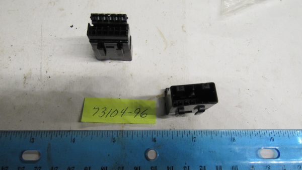 Harley Evolution,Twin Cam Amp Socket Wiring Housing 6-Position P/N 73104-96