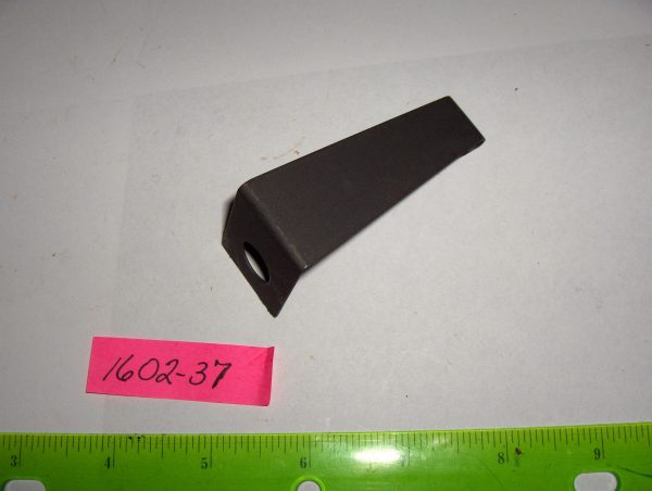 Harley 45 Flathead & Big Twin Flathead Spark Plug Cable Bracket  1937-73 P/N 32000-37 - Image 3