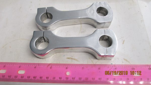 Vintage.Style 4" Dog Bones for 7/8" Bars.. Honda,Yamaha,Choppers,etc..