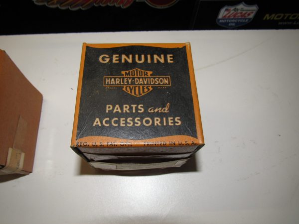 Harley 45 Flathead Solo and Servi-car Piston Set. ".005 Over" NOS 1929-73. P/N 22252-29 - Image 2