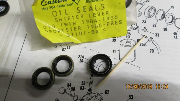 Harley Evo,XL Shifter Shaft, Lever Shaft Oil Seal 1984-UP? P/N 37101-84 - Image 2
