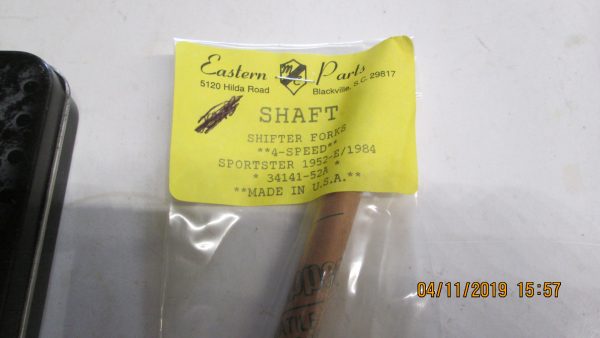 Harley Sportster Shifter Fork Shaft 1952-E84. P/N 34141-52A - Image 3