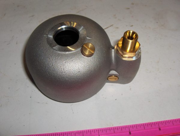 Harley Knucklehead,Panhead Linkert Carburetor Float Bowl Assembly - Image 2