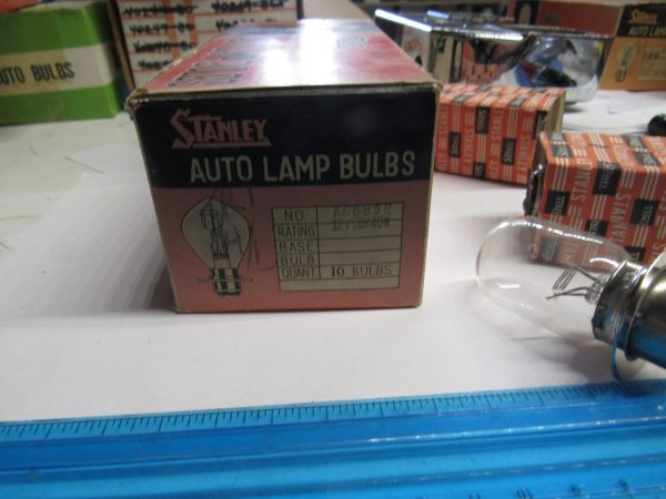 Vintage Honda Triumph,Norton BSA 12 Volt Head Light Bulbs **12V 50/40W**. - Image 3