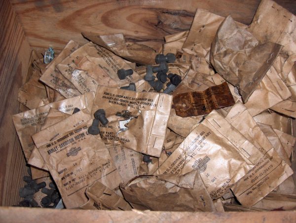 Harley Knucklehead,Panhead,Flathead CP Bolts 5/16"-24NFx1/2" Long "NOS" P/N 3953 - Image 3