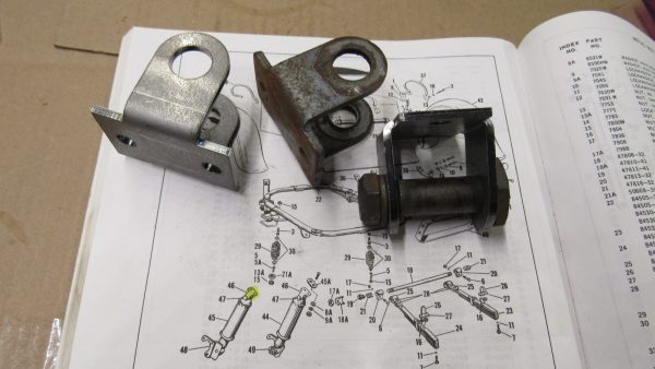 Harley Servi-car Upper Shock Absorber Brackets 1942-73 P/N 85211-42 - Image 10
