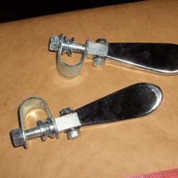 Vintage Spoon Style Universal Foot Pegs..Harley,Honda,BSA,Triumphs* 7/8" Bars*