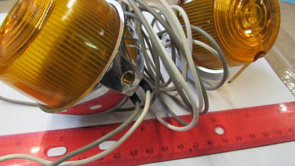 Harley Shovelhead,FX and Sportster Chrome Turn Signal Assembly Front Right or Left .1973-84 P/N 68514-73 (AMBER LENSES) - Image 3