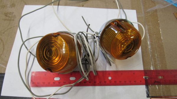Harley Shovelhead,FX and Sportster Chrome Turn Signal Assembly Front Right or Left .1973-84 P/N 68514-73 (AMBER LENSES)