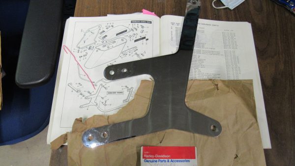 Genuine Harley Shovelhead Saddlebag Rail Support Bracket *NOS* 1968-UP??  P/N 90808-68