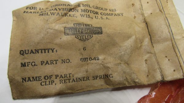 Genuine Harley 45 Flathead WLA, WLC, Headlight Retainer Spring Clip **NOS** P/N 4910-42 - Image 2