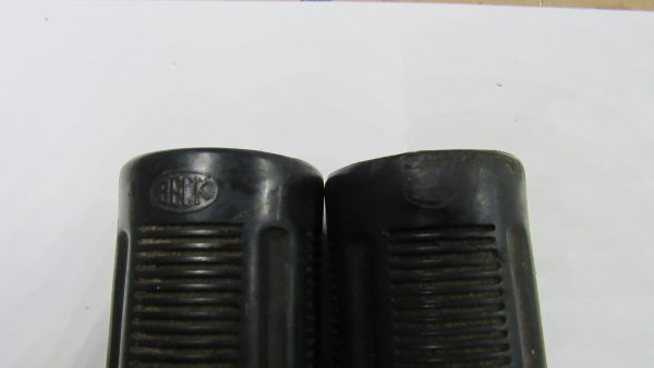 **USED**Harley Panhead, Flathead Beck Grips.. *Original* Blue
