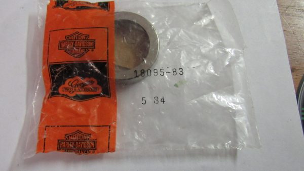 Genuine Harley Sportster XR 1000 Exhaust Valve Seat.. **NOS** 1983-UP?? P/N 18095-83