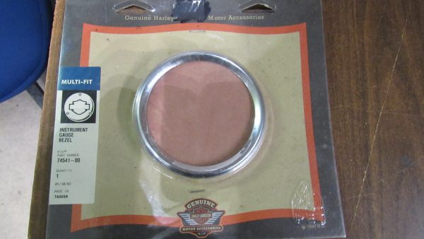 Genuine Harley Twin Cam, Sportster, Dyna, Instrument Gauge Bezel 2000-UP?? P/N 74541-00 - Image 3