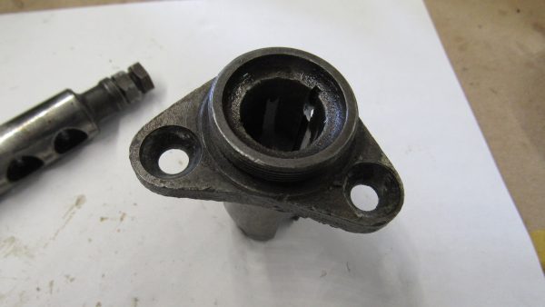 **USED** Harley 45 Flathead Rear Tappet & Tappet Guide. 1930-73. P/N 18490-29 & 18606-30 - Image 2
