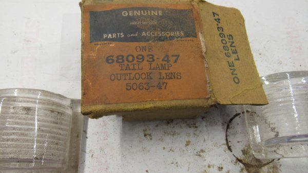 Genuine Harley Knuckle, Flathead Pan Glass Tombstone Taillight Top Lens 1947-54 P/N 68093-47 **NOS** - Image 9