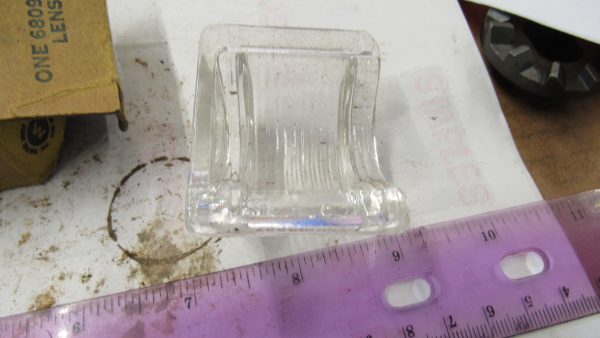 Genuine Harley Knuckle, Flathead Pan Glass Tombstone Taillight Top Lens 1947-54 P/N 68093-47 **NOS** - Image 6