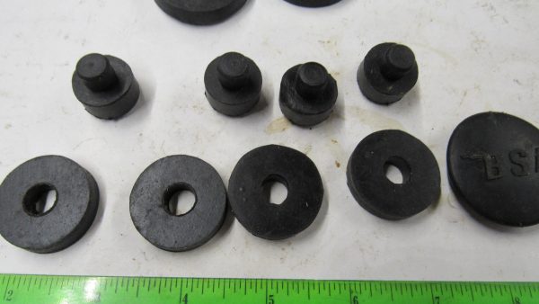 British Truimph,BSA Rubber Tank Mounting Rubbers. - Image 4