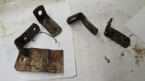 Harley 45 Flathead Outer Primary Cover Bracket. *NOS* 1929-73. P/N 60542-26 - Image 3