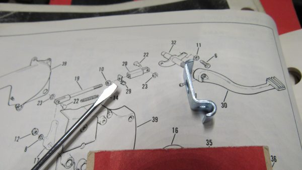 Genuine Harley Davidson Sportster Return Spring Clip. **NOS** 1979-UP??  P/N 42400-79 - Image 5