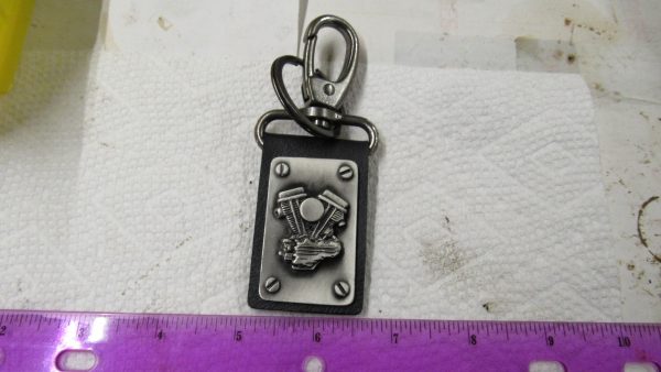 Panhead Motor Keychain - Image 2