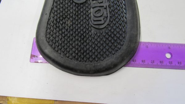 NORTON GAS TANK KNEE PAD RUBBER GRIP SET - Image 2
