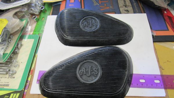 AJS Tank Rubber Knee Pad Set.
