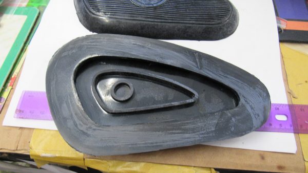 AJS Tank Rubber Knee Pad Set. - Image 3