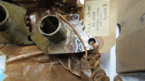 Genuine BSA M20 M21 Gear Change Ratchet Lever With Sleeve. P/N 15-4206 **NOS** - Image 5