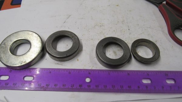 Triumph T90 T100 T120 150 Steering Head Cup & Cone Set With Dust Shield. - Image 4