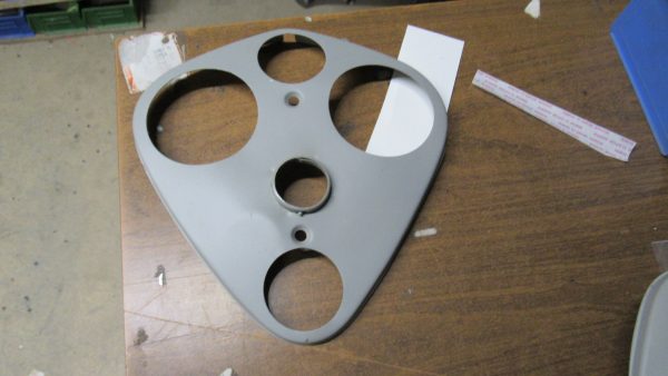 ARIEL MOTORCYCLE GAS TANK PANEL PLATE. SQUARE 4 RED HUNTER