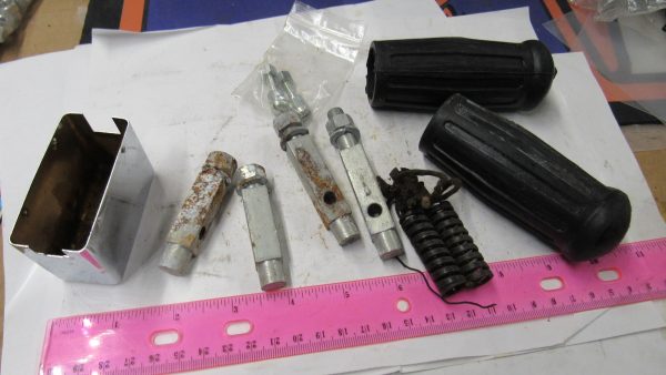 *DEAL OF THE DAY* Harley 45 Flathead Parts. **LOOK** - Image 4
