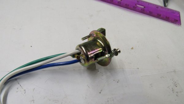 Harley Knuckle,Flathead, VL, UL, 45's "NEW REPO" Springer Headlight Socket. P/N # 67753-35 - Image 3