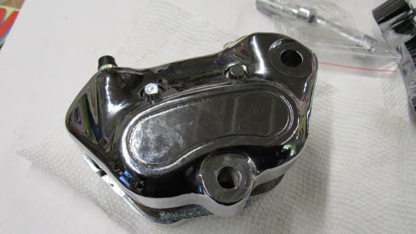 Harley Twin-Cam Softail Rear Brake Caliper & Bracket. 2006-07. P/N 40908-06 & 42895-06 - Image 4