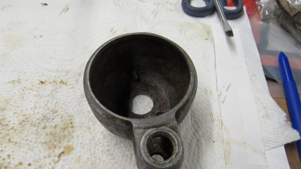 **USED**Harley Side Valve VL,UL,WL Linkert Carburator Bowl. P/N.27370-33 - Image 4
