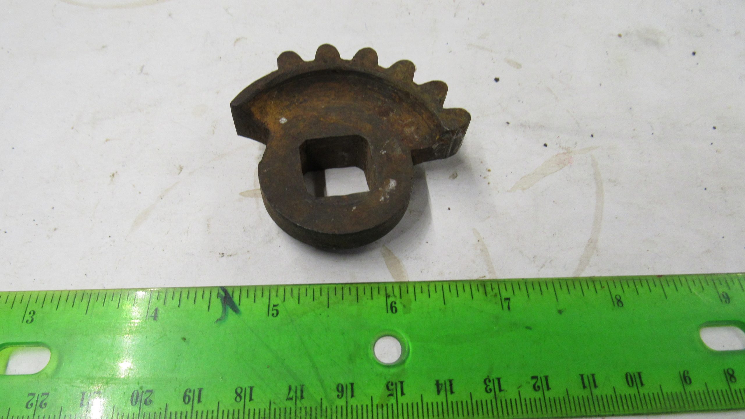**USED**Harley J, JD, VL, Transmission Kick Starter Gear. 1916-1931. P/N 2144-16