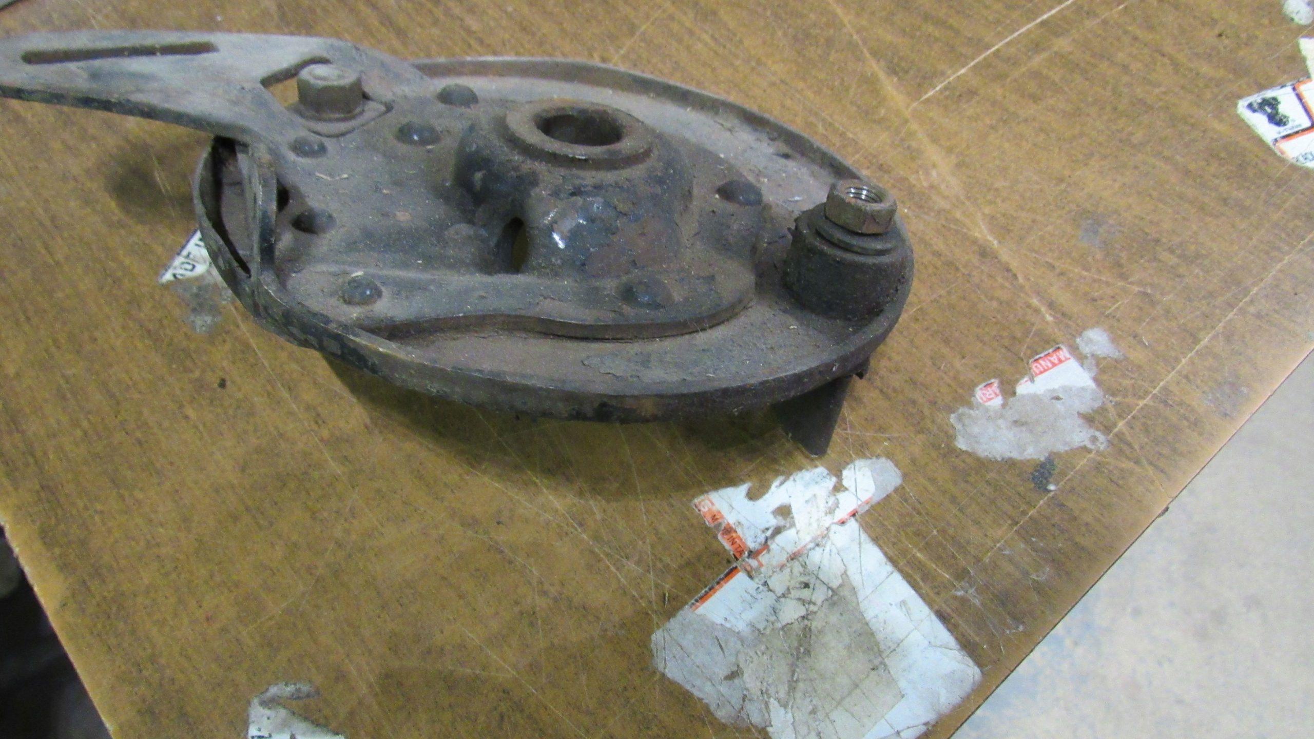 **USED**Harley 45 Flathead Rear Brake Backing Plate.1941-52 P/N 41647-41 - Image 4