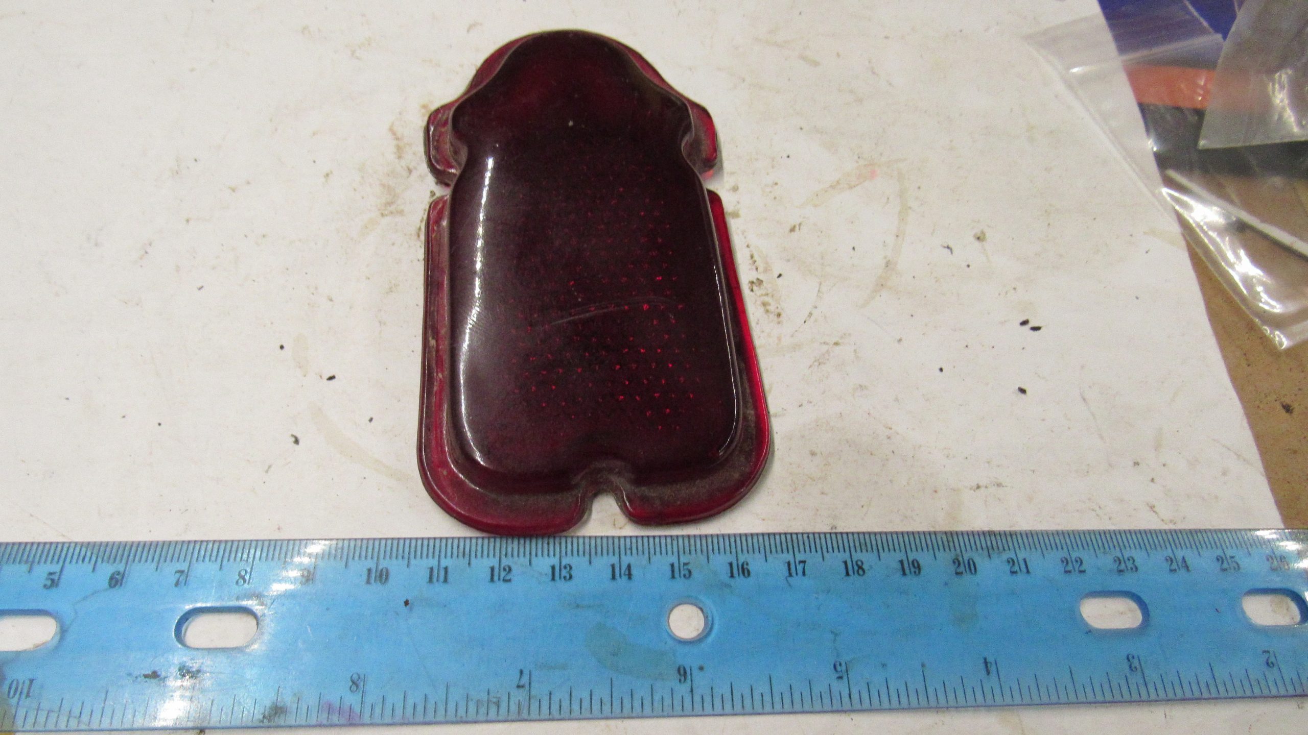 **USED**Harley Knucklehead, Panhead,Flathead Tombstone Lens.*GLASS* 1947-54 P/N 68090-47 - Image 2