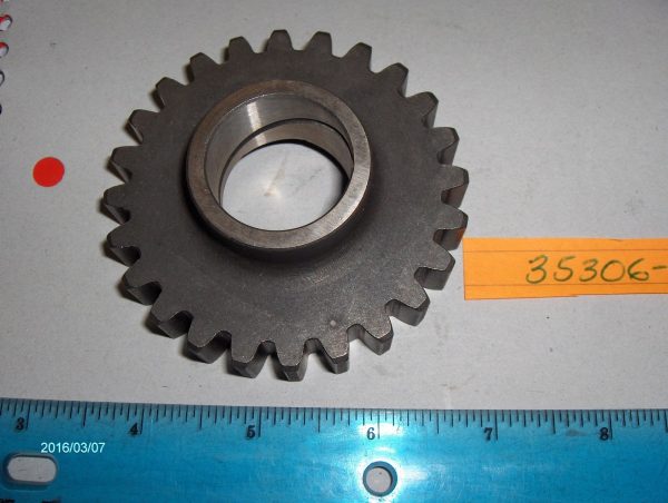 Harley,Panhead,Shovelhead 4 Speed Tranny Mainshaft 3rd Gear.. 1959-85 P/N 35306-59