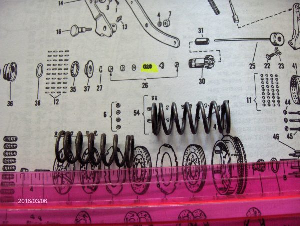 Harley 45 Flathead,Solo's & Servi-cars Clutch Gear Oil Seal Spring 1942-73  P/N 37347-42
