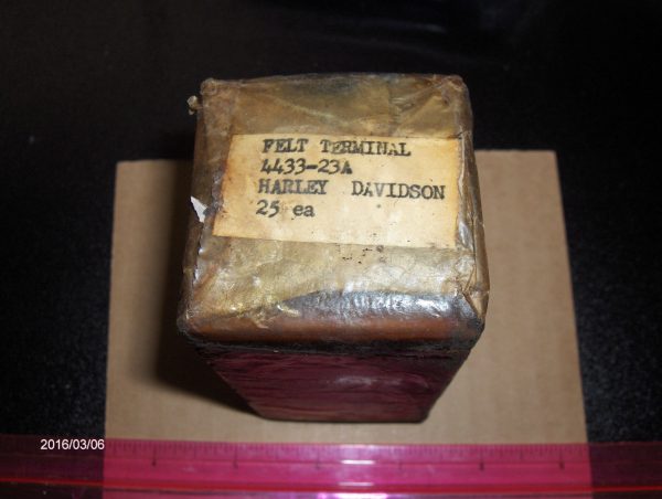 Battery Terminal Screw Felts - NOS - #66115-23 / Old #4433-23